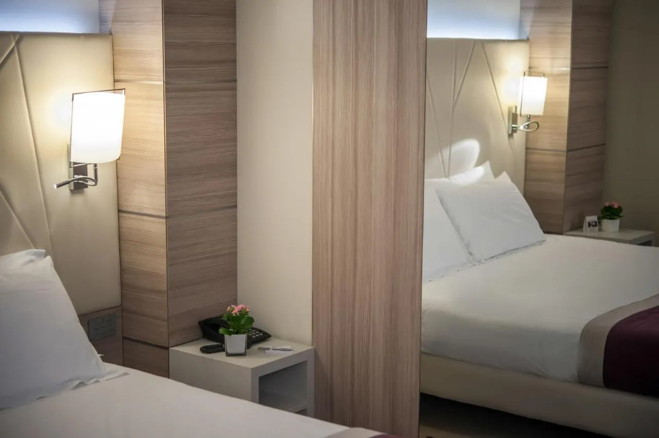 As Hotel Limbiate Fiera 4*,